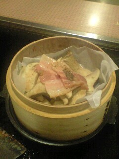 ���ږx