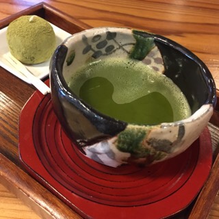 �L���������Ⴎ
